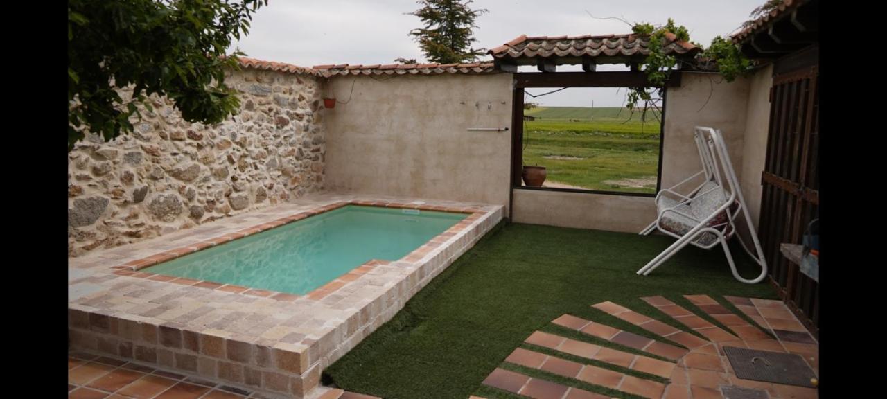 La Casa Del Buho Santa Maria la Real de Nieva Exterior foto